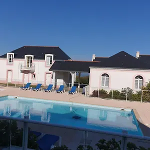 https://location-locmaria-residence-marie-galante-location.inbrittany.com