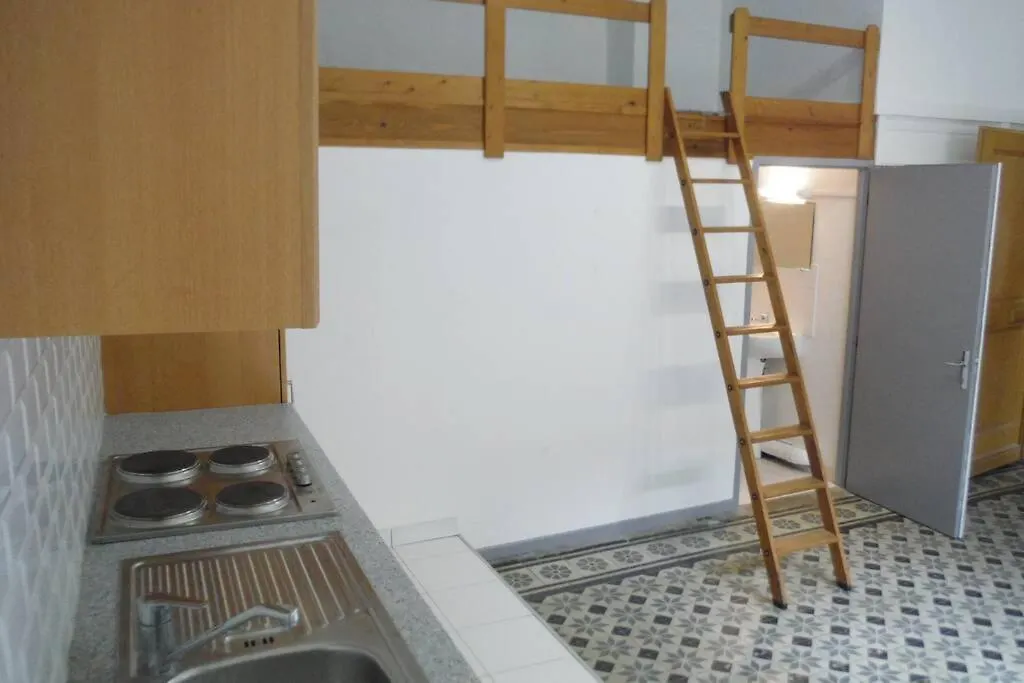 Studio Mezzanine Au Coeur De Saint Marcellin سانت مارسيلين